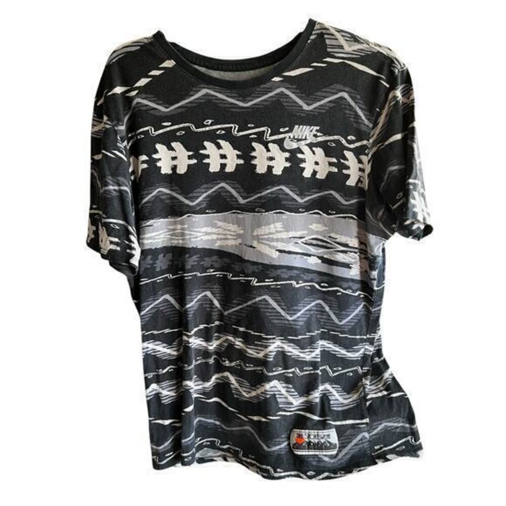 NIKE Sportswear Men Athletic Cut Black tribal print logo beach grunge size L